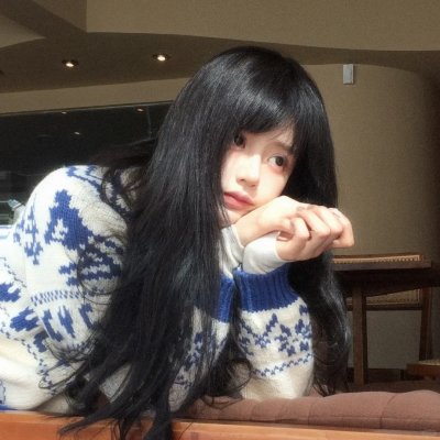 掷斧人